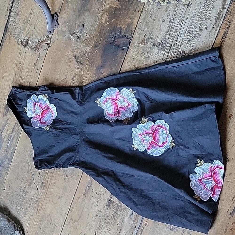 One shoulder NEW floral embroidered applique dress